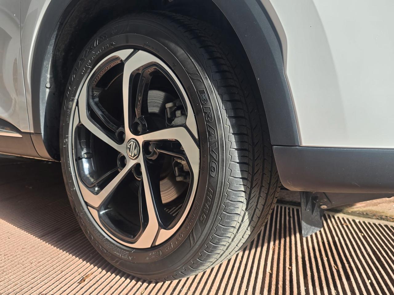 Mg HS 1.5T-GDI AT Luxury