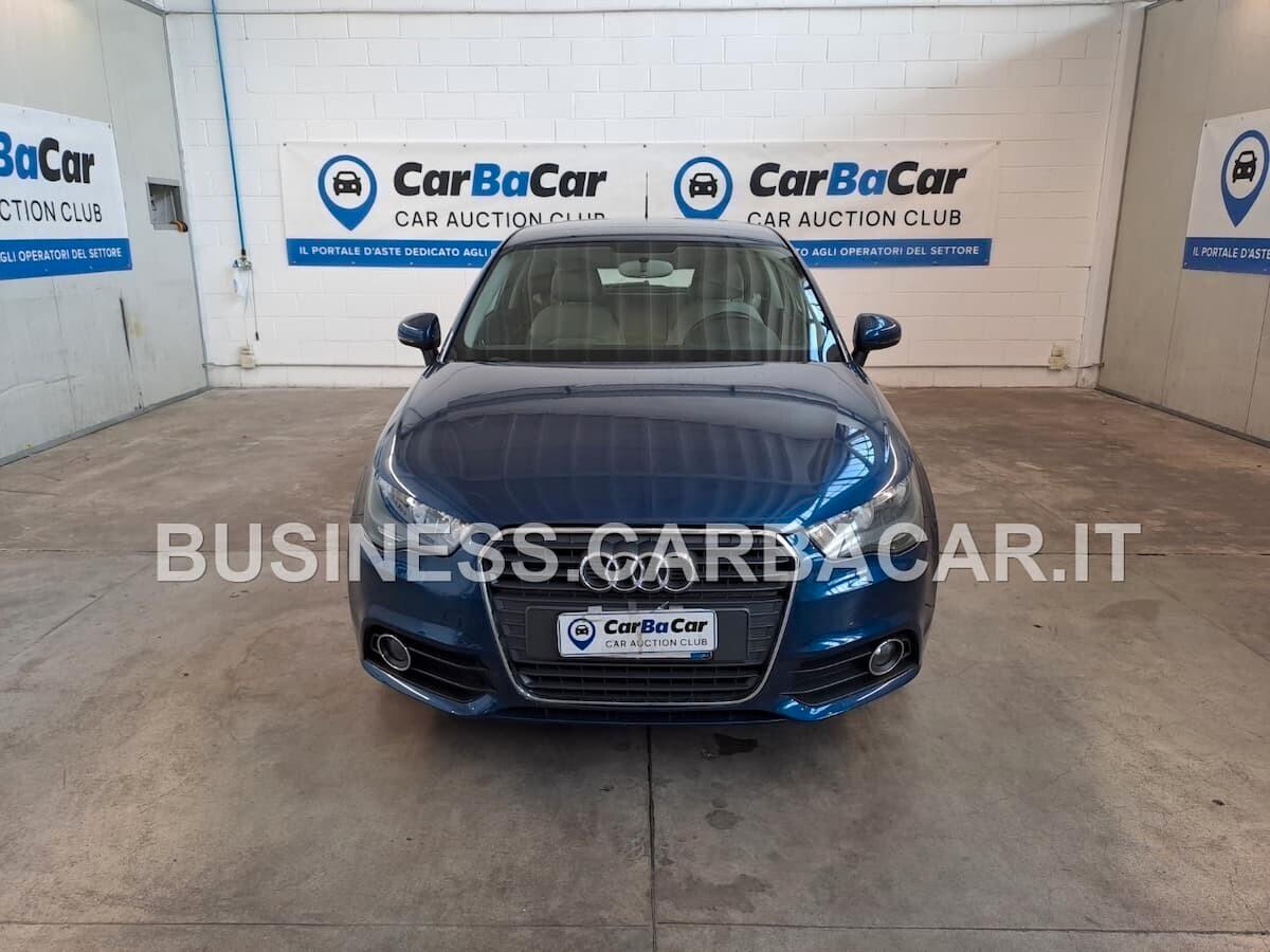 Audi A1 1.6 TDI 105 CV Attraction( per neopatentati