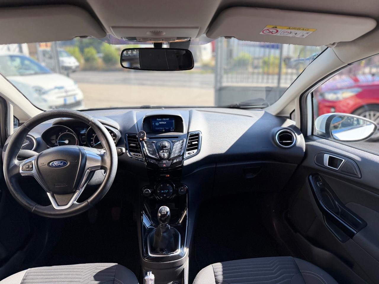 Ford Fiesta 1.5 TDCi 75CV 5 porte Titanium