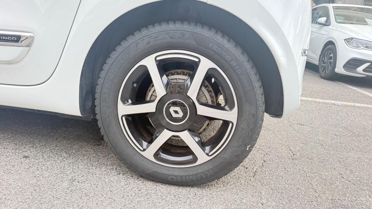 Renault Twingo TCe 95 CV Intens LED PDC NAVI BLUETOOTH CAR PLAY CERCHI 16 VETRI OSCURATI