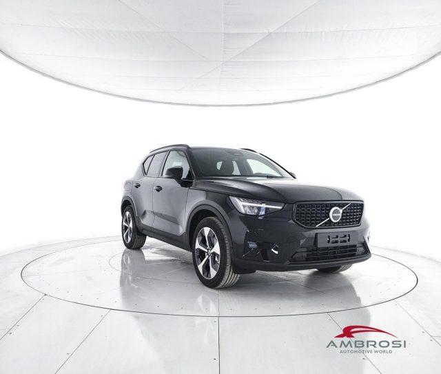 VOLVO XC40 B3 Mild hybrid Benzina Plus Dark