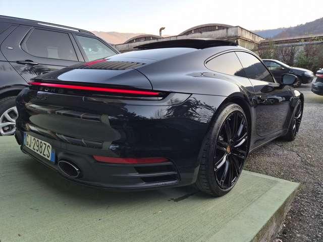 Porsche 911 Carrera 992 Coupe 3.0 Total Black Tetto Cruise