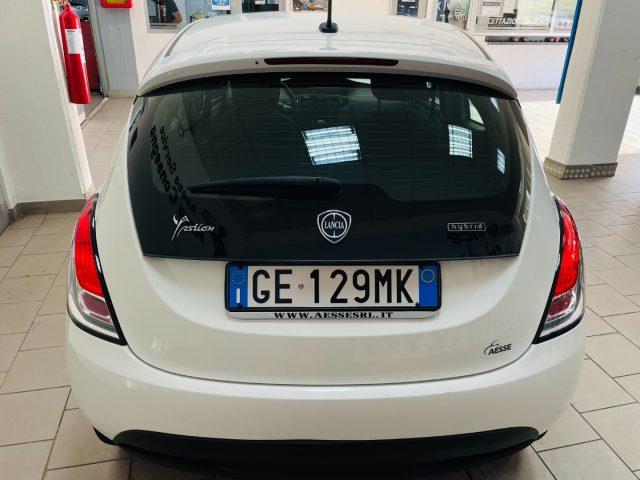 LANCIA Ypsilon 1.0 FireFly 5 porte S&S Hybrid Ecochic Gold