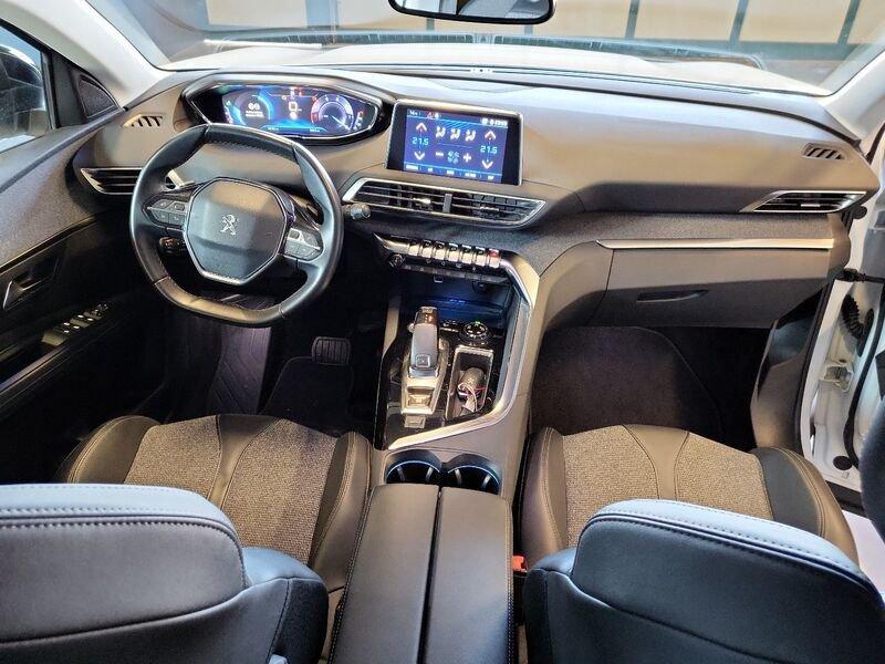Peugeot 3008 BlueHDi 130 EAT8 S&S Allure