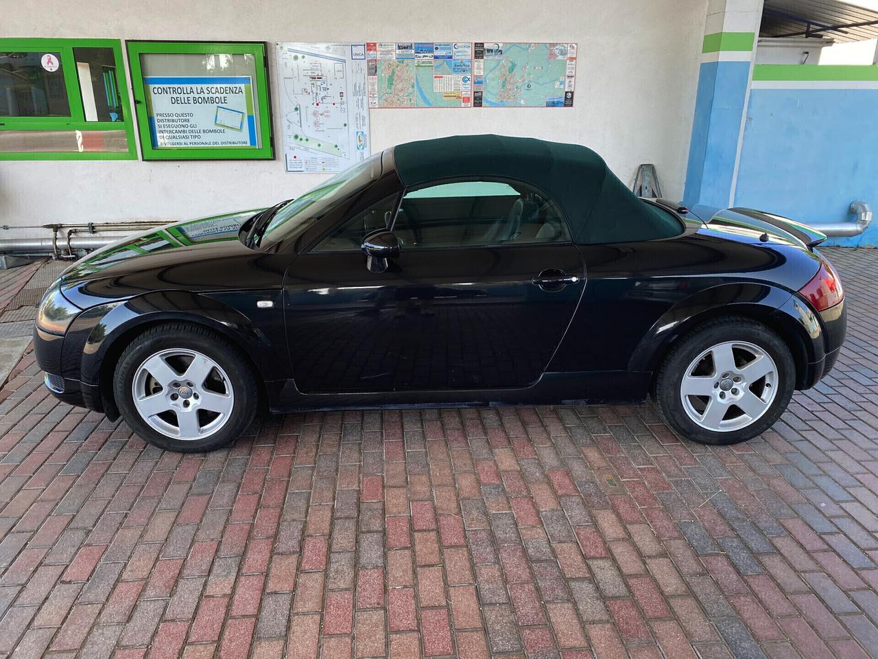 TT 180 - 4x4 - ROADSTER