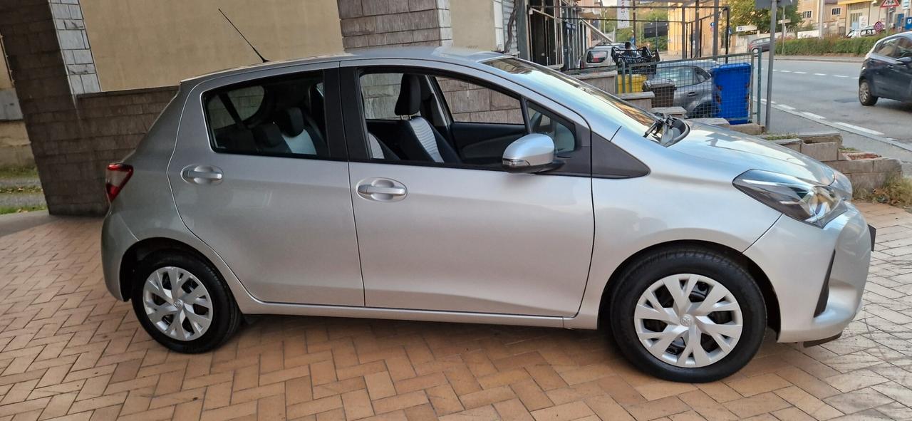 Toyota Yaris 1.0 72 CV Tagliandata 49.200 KM