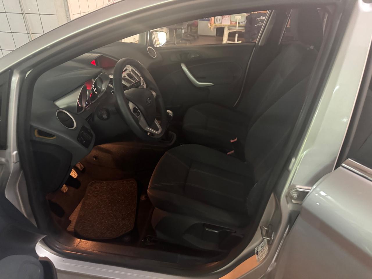 Ford Fiesta 1.2 82 CV 5 porte Titanium