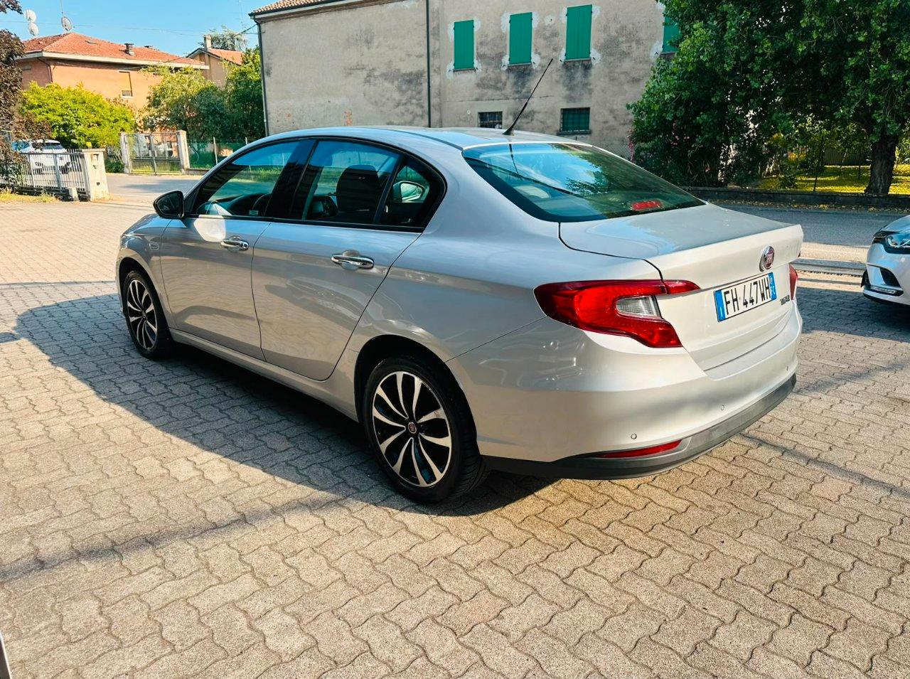 Fiat Tipo 4 Porte Tipo 4p 1.3 mjt Lounge 95cv OK NEOPATENTATO