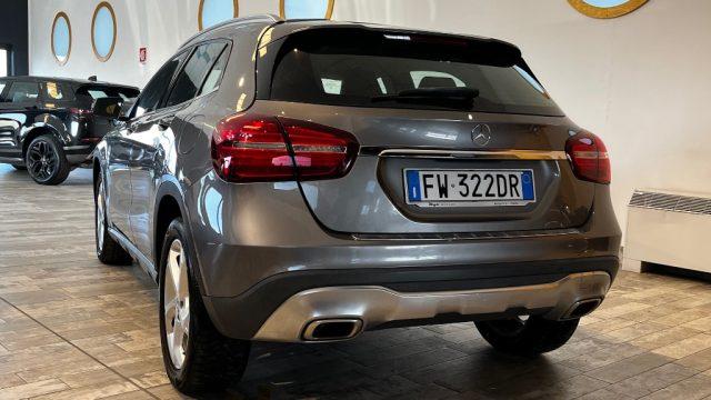 MERCEDES-BENZ GLA 180 Sport