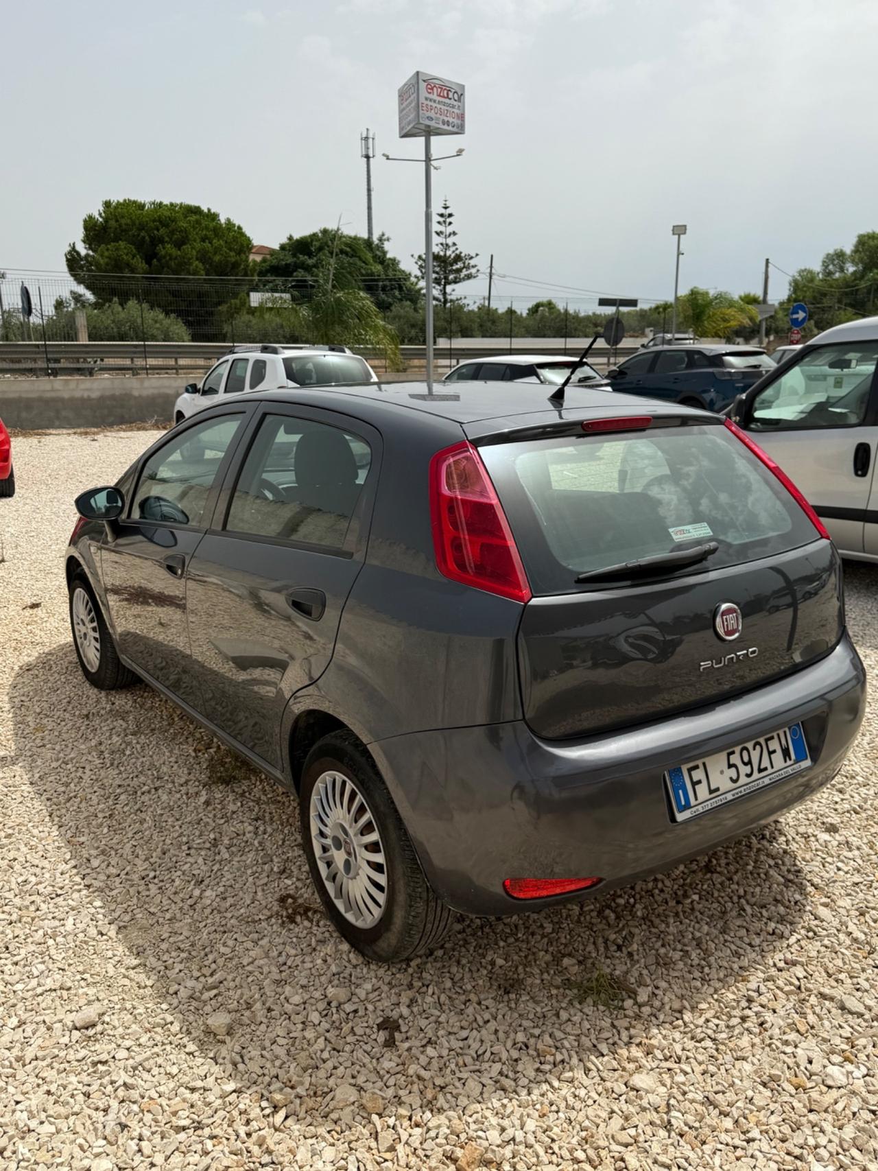 Fiat Punto 1.3 MJT II S&S 95 CV 5 porte Street