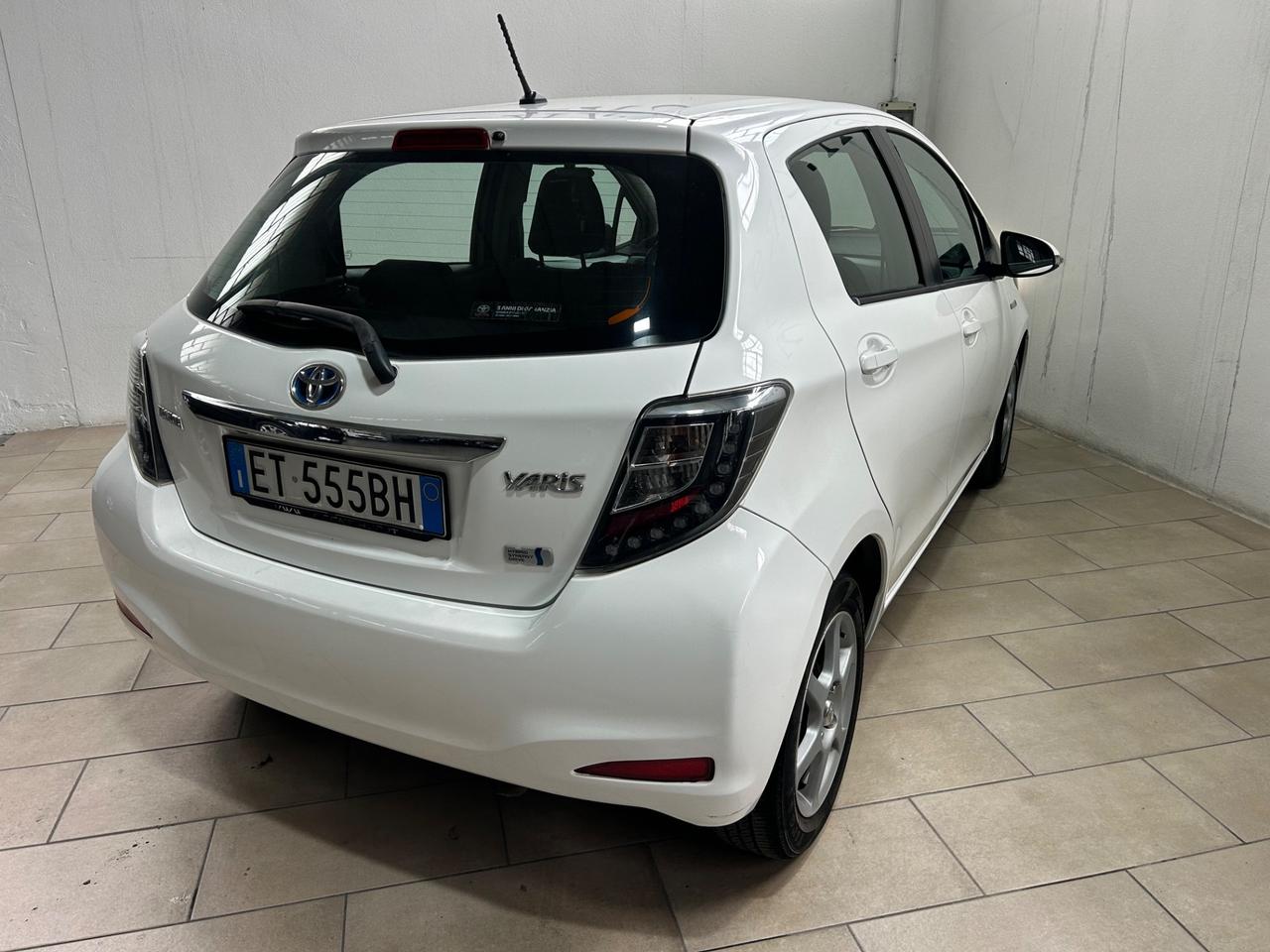 Toyota Yaris 1.5 Hybrid 5 porte Lounge