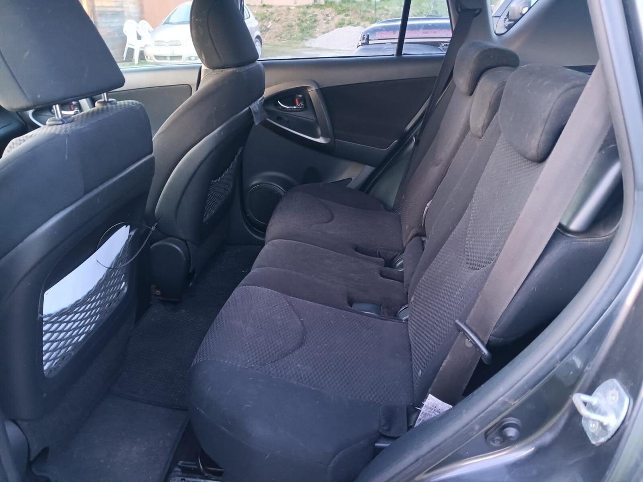 Toyota RAV 4 RAV4 Crossover 2.2 D-4D 150 CV DPF Luxury