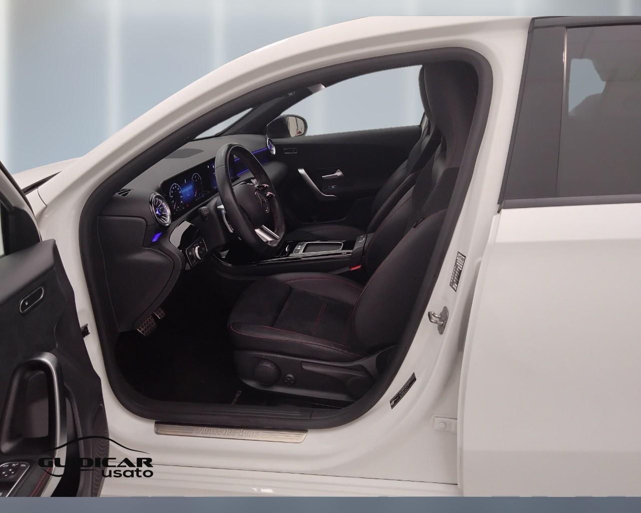 Mercedes-Benz Classe A - W177 2018 - A 180 d Premium auto