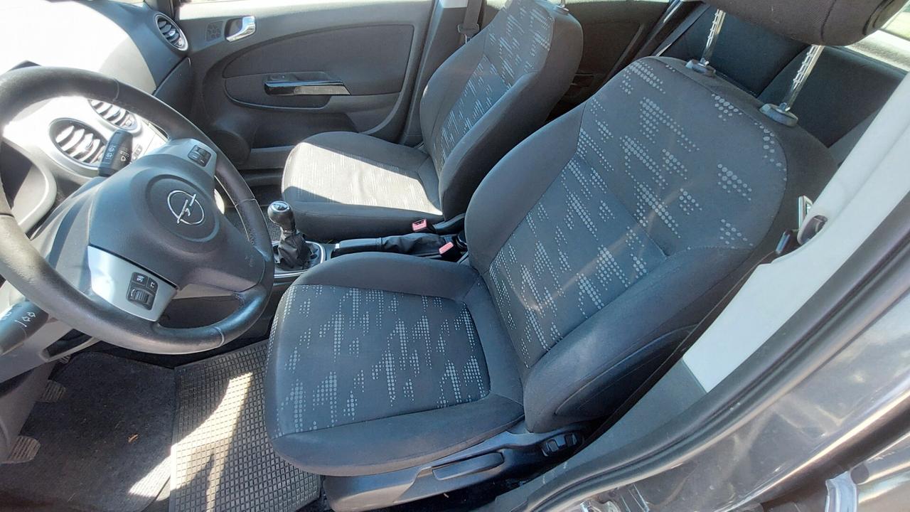 Opel Corsa 1.2 85CV 5 porte GPL-TECH Club