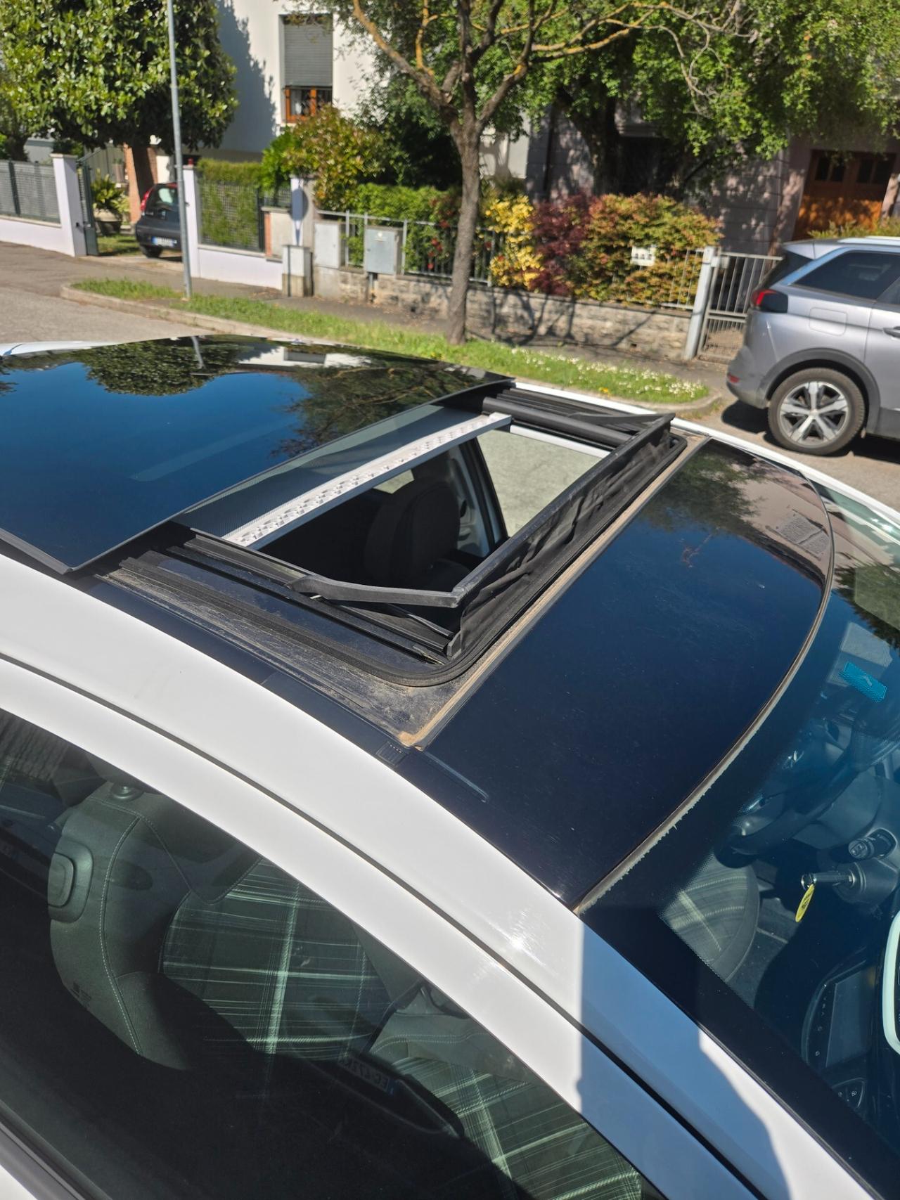 Opel Corsa 1.3 CDTI ecoFLEX 95CV Start&Stop Coupé b-Color