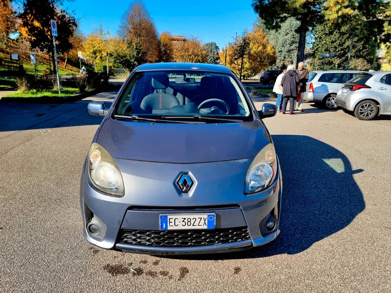 Renault Twingo 1.2 16v ADATTA A NEOPATENTATI