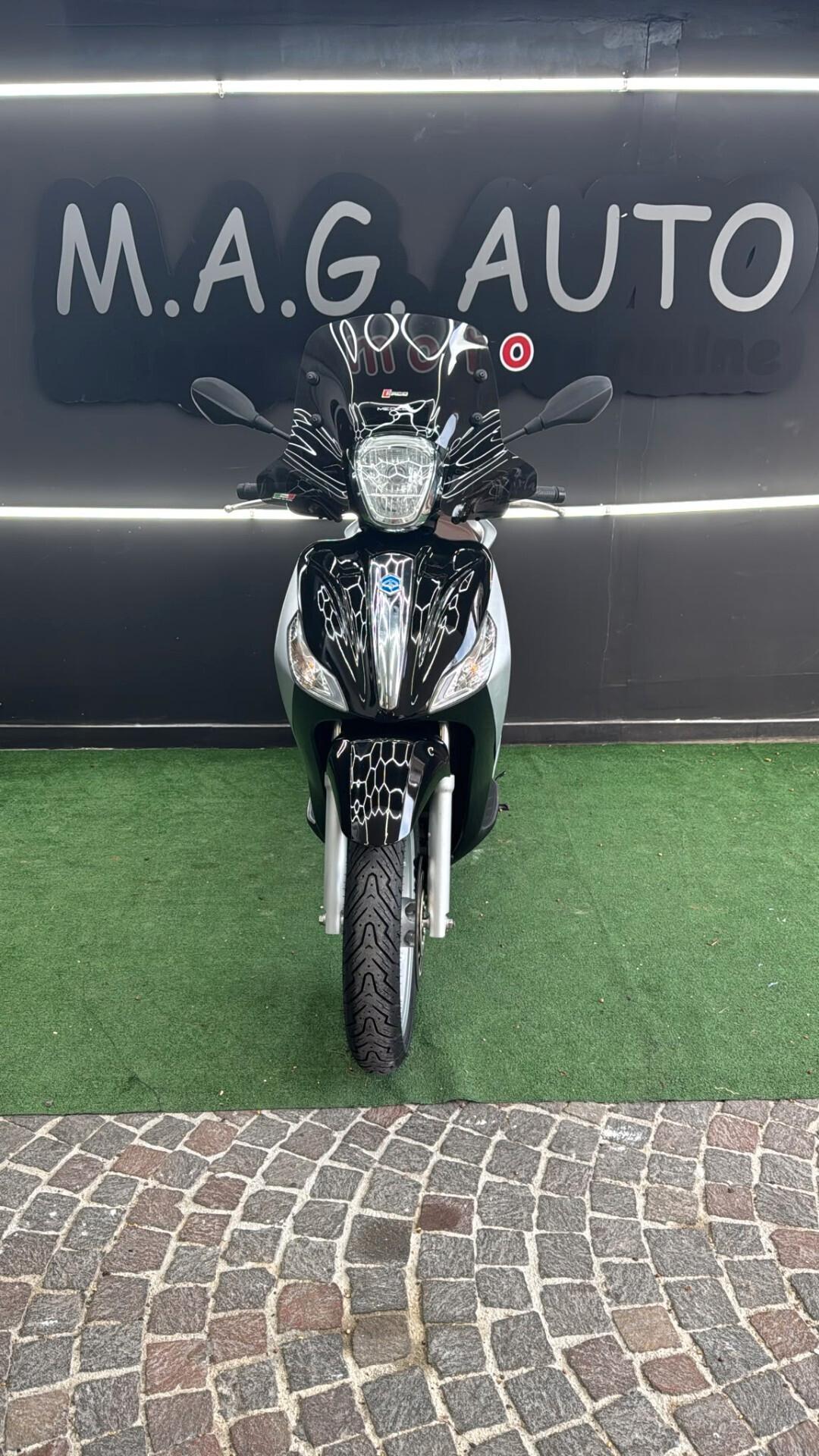 Piaggio Medley 125
