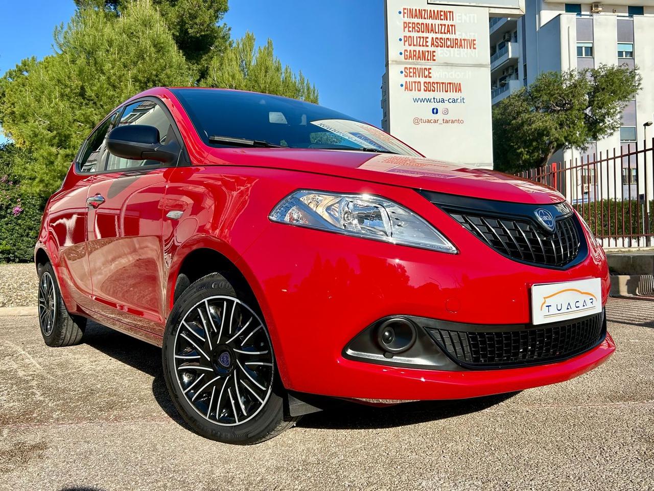 Lancia Ypsilon 1.0 FireFly MHEV