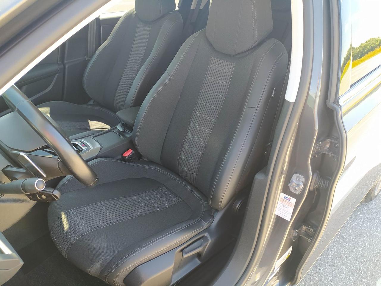 Peugeot 308 Tech Edition 1.5 Blue HDI 130 #6400