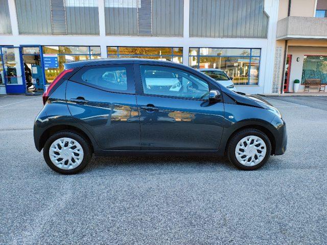 TOYOTA Aygo Connect 1.0 VVT-i 72 CV 5 porte x-play