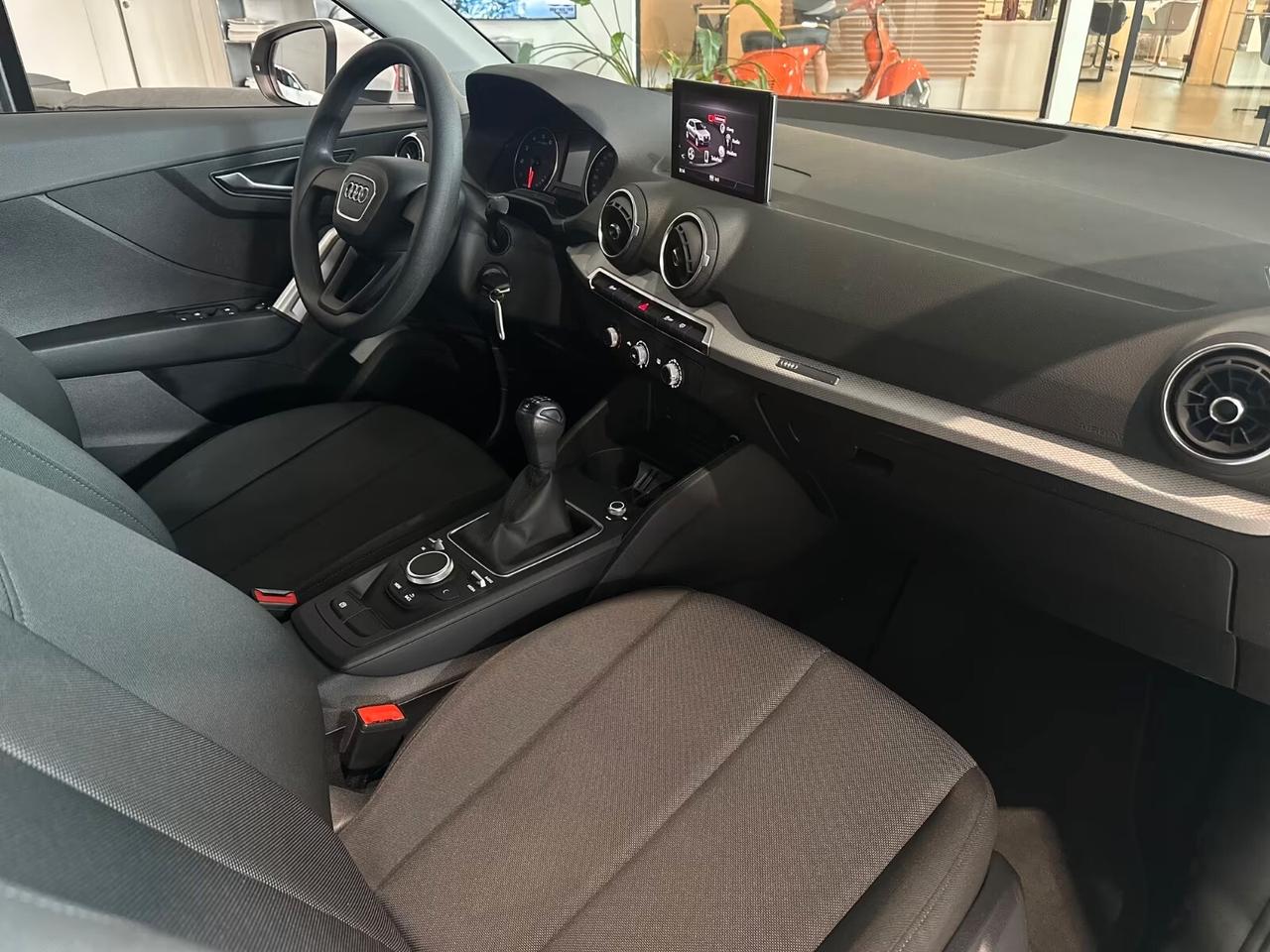 Audi Q2 30 TFSI S line Edition