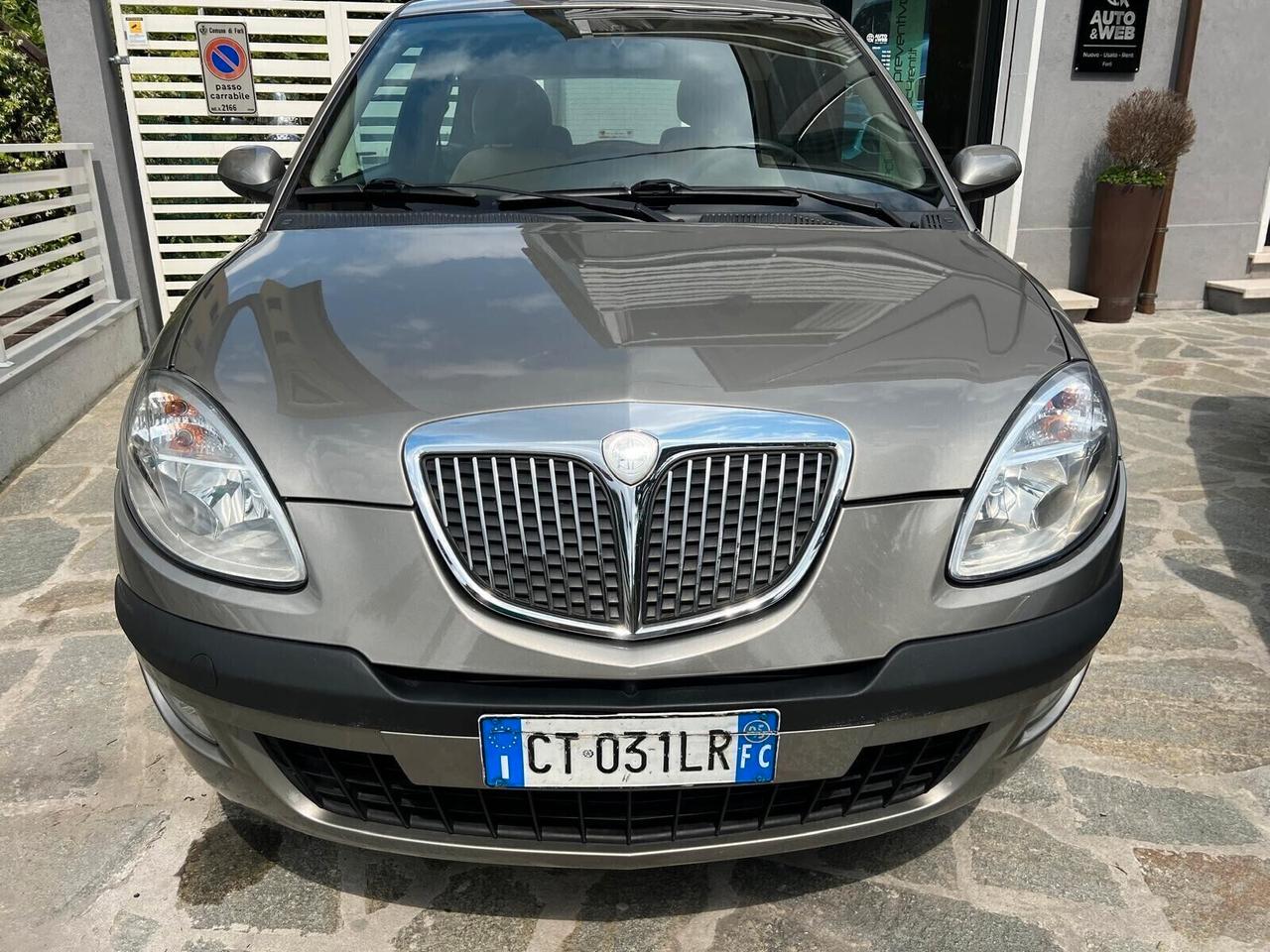 LANCIA YPSILON 1.3 Multijet 16V Platino