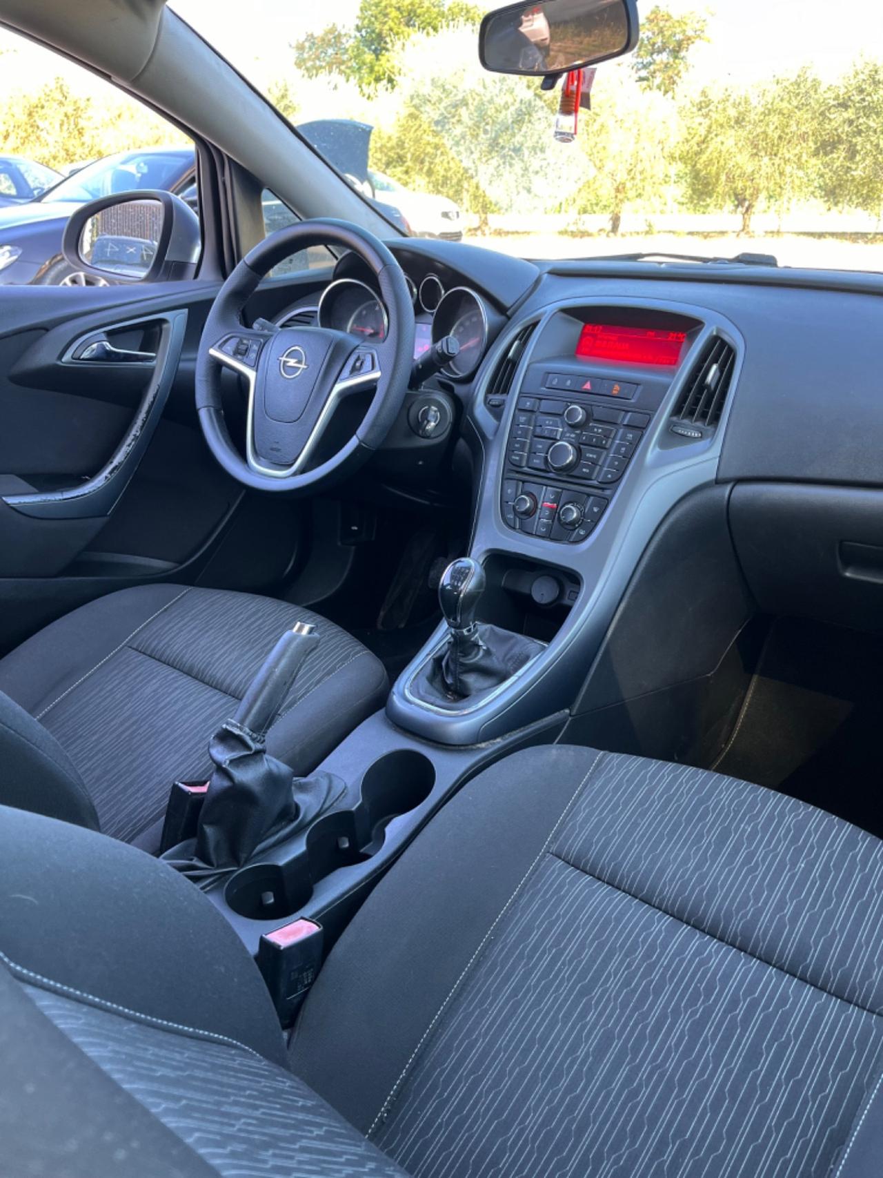 Opel Astra 1.7 CDTI 110 CV 2014 Sports Tourer Cosmo