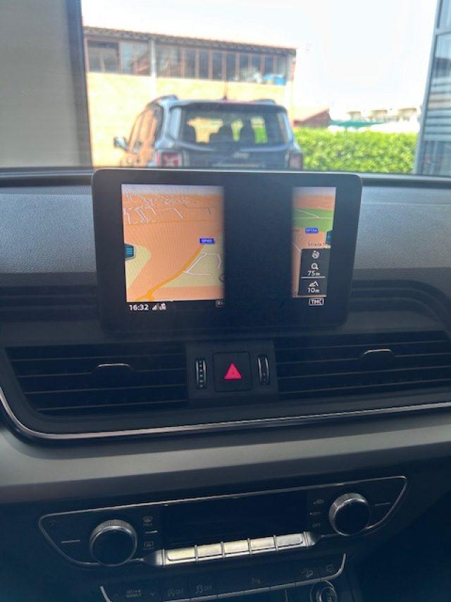 AUDI Q5 35 TDI S tronic Business