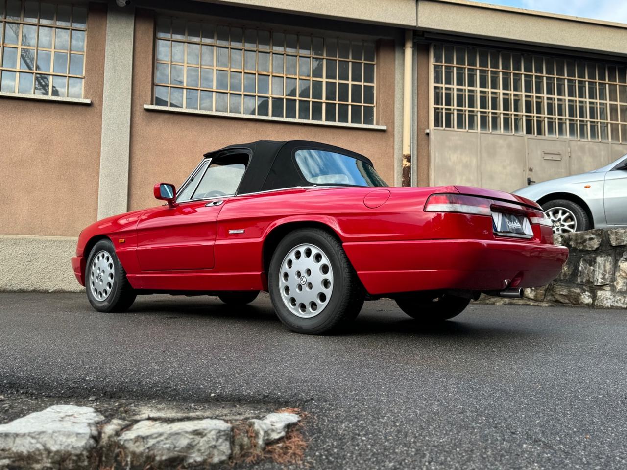 Alfa Romeo Spider 2.0i