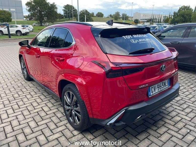 Lexus UX 300h 4WD F-Sport