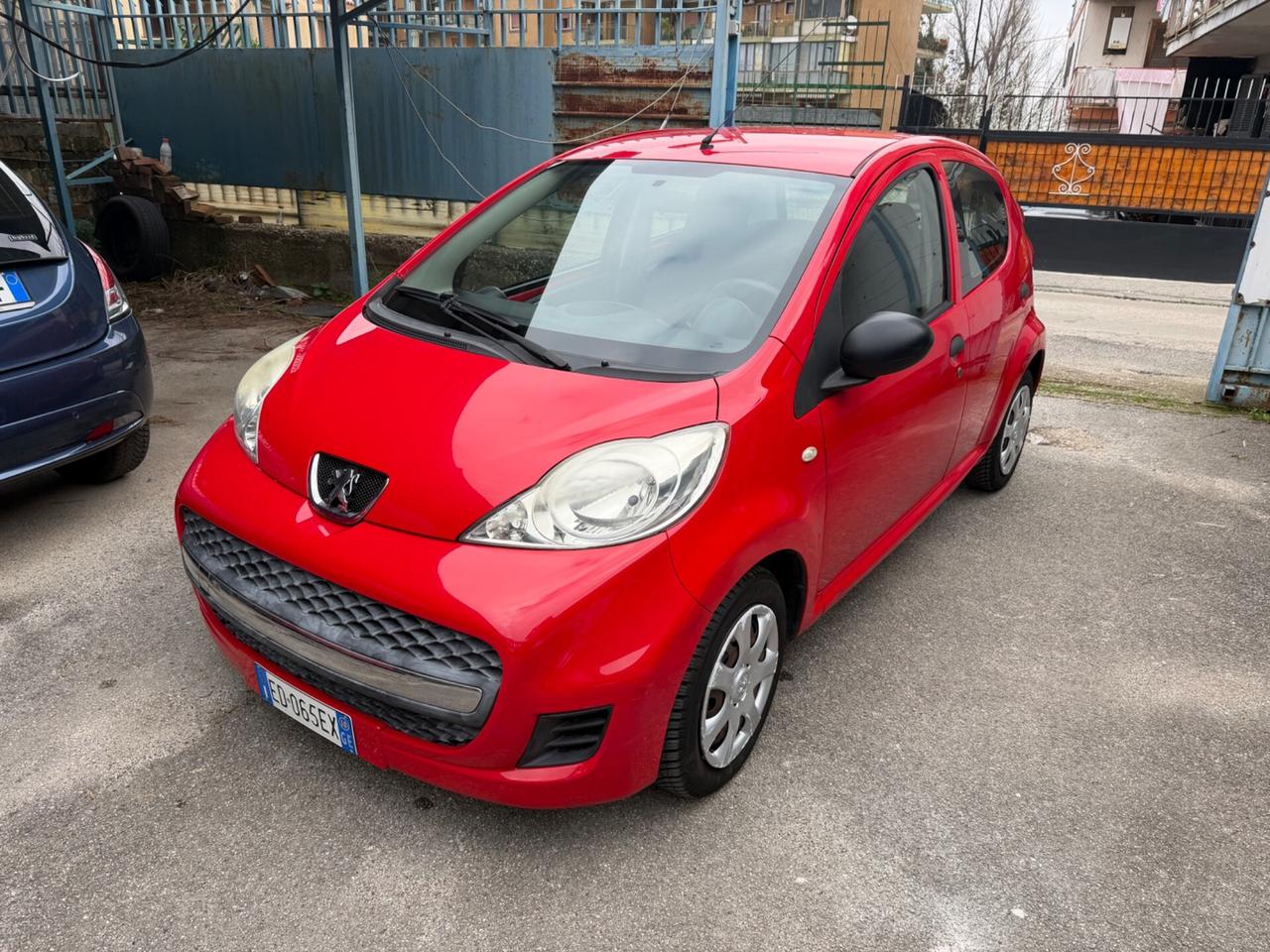 Peugeot 107 1.0 68CV 5p. Plaisir