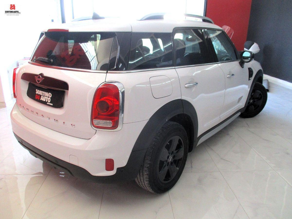 MINI Countryman One D Business 116cv-2019 KM75000