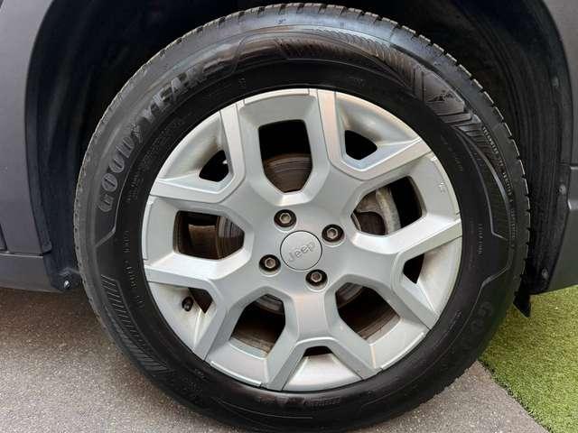 Jeep Avenger 1.2 Turbo 100cv Altitude + Navi + Camera + Portellone Elettrico