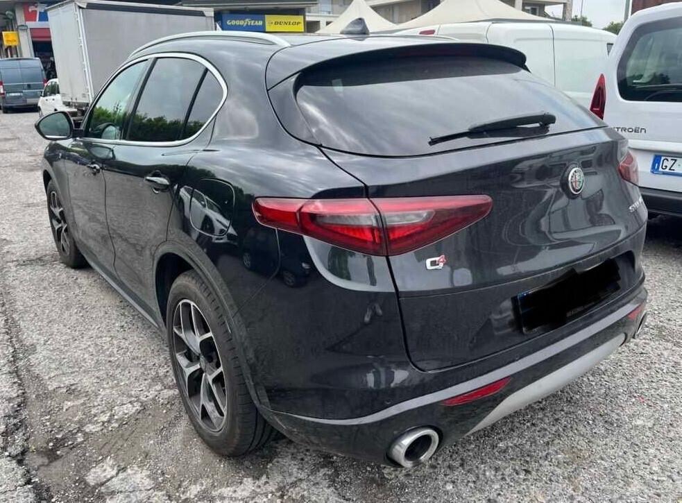 Stelvio 2.2 Turbodiesel 190 CV AT8 Q4 TI
