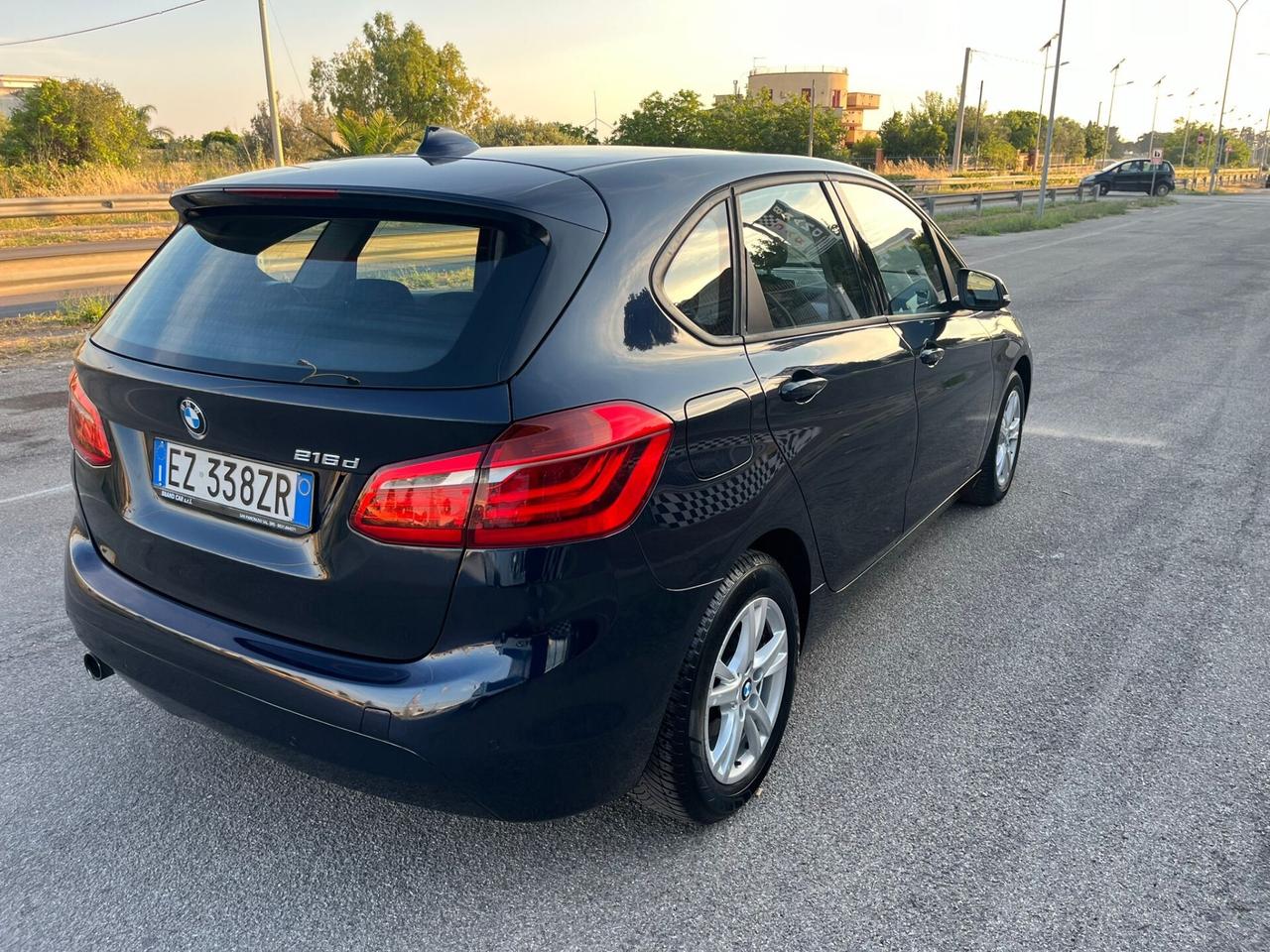 Bmw 2 Active Tourer 216d Advantage 2015