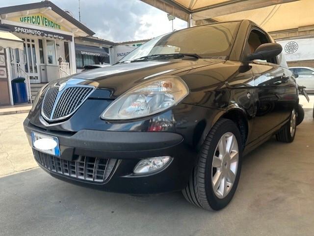 LANCIA YPSILON 1,3 MJ INTERNI IN PELLE/SENSORI /COMANDI AL VOALNTE...