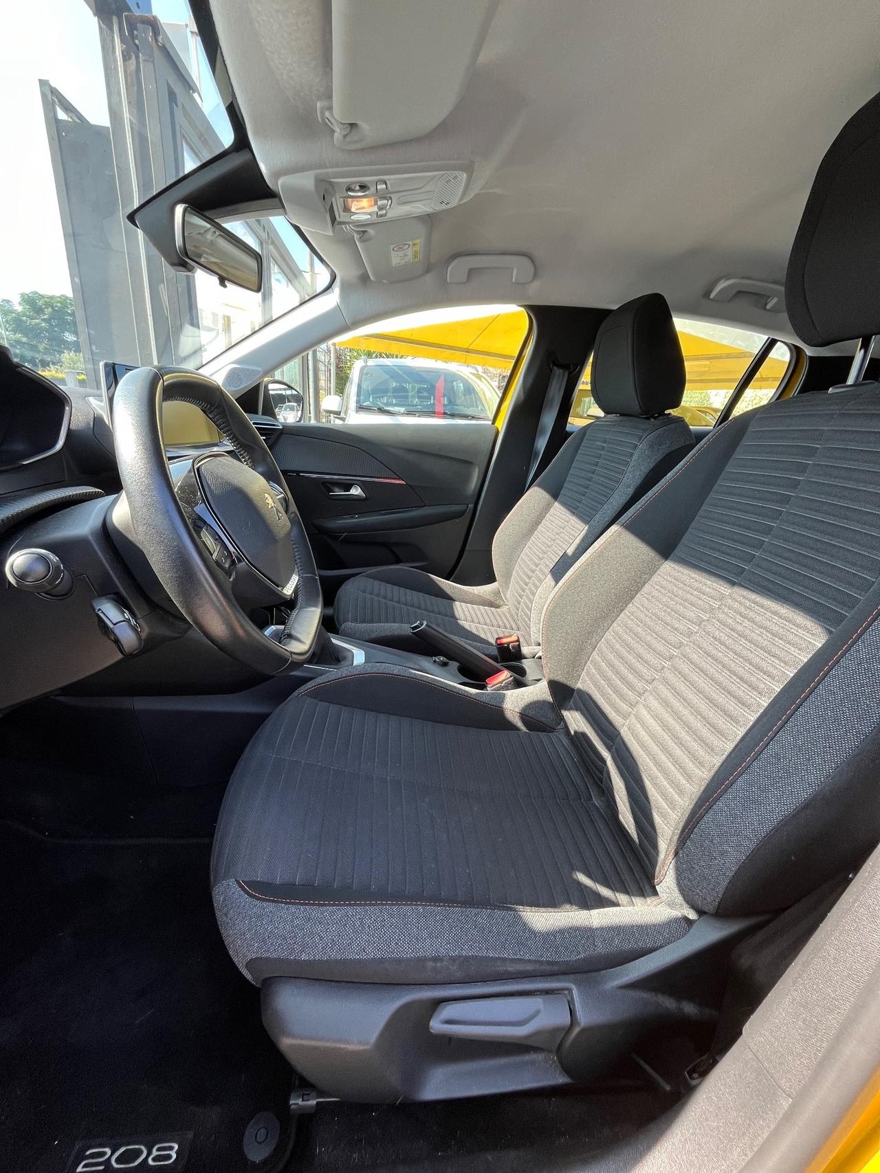 Peugeot 208 PureTech Allure