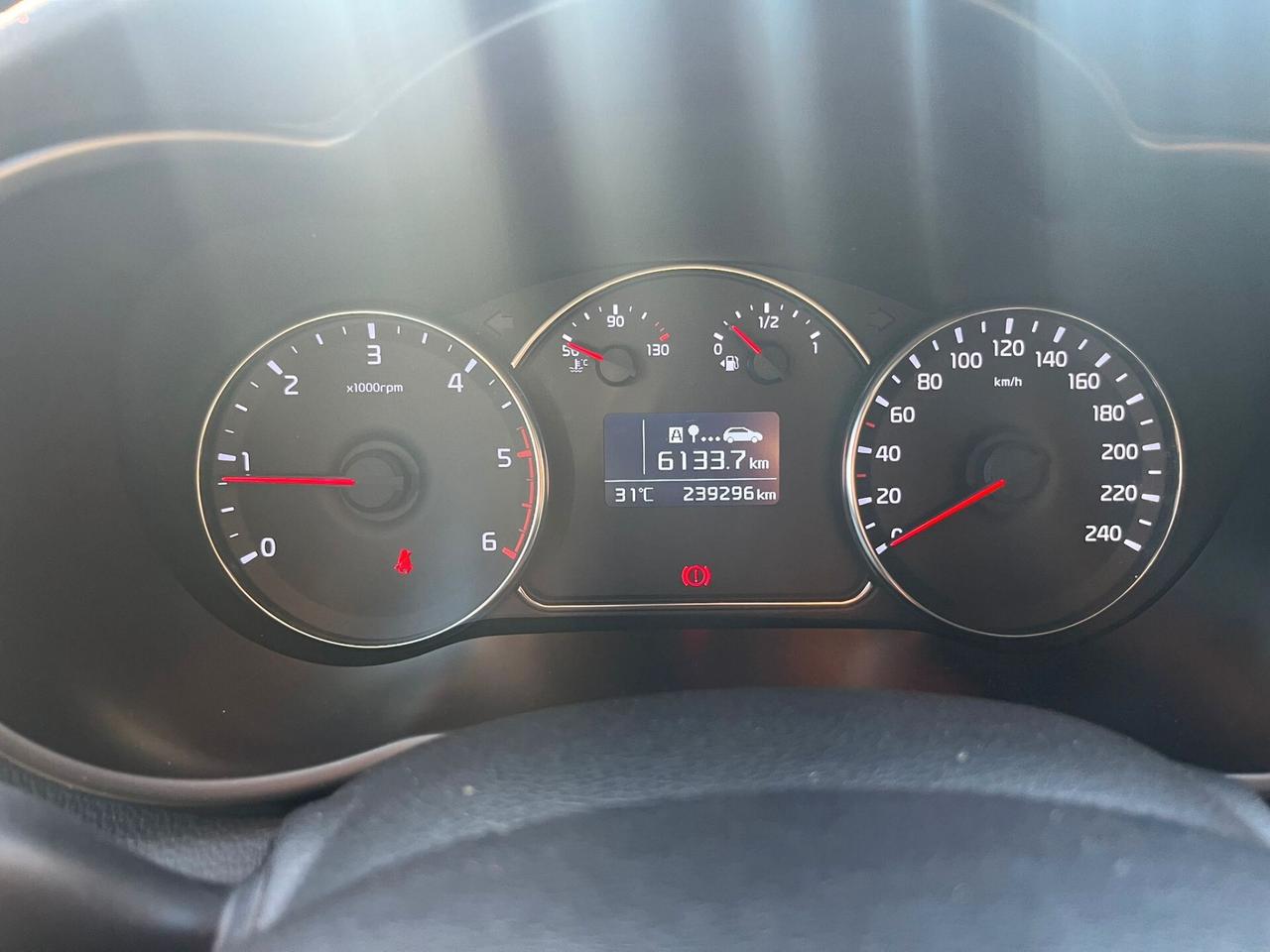 kia carens 1,7 diesel anno 2013