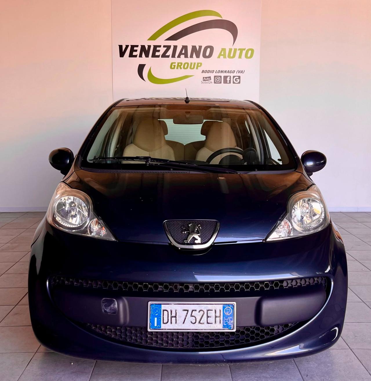 Peugeot 107 Urban move 5 p