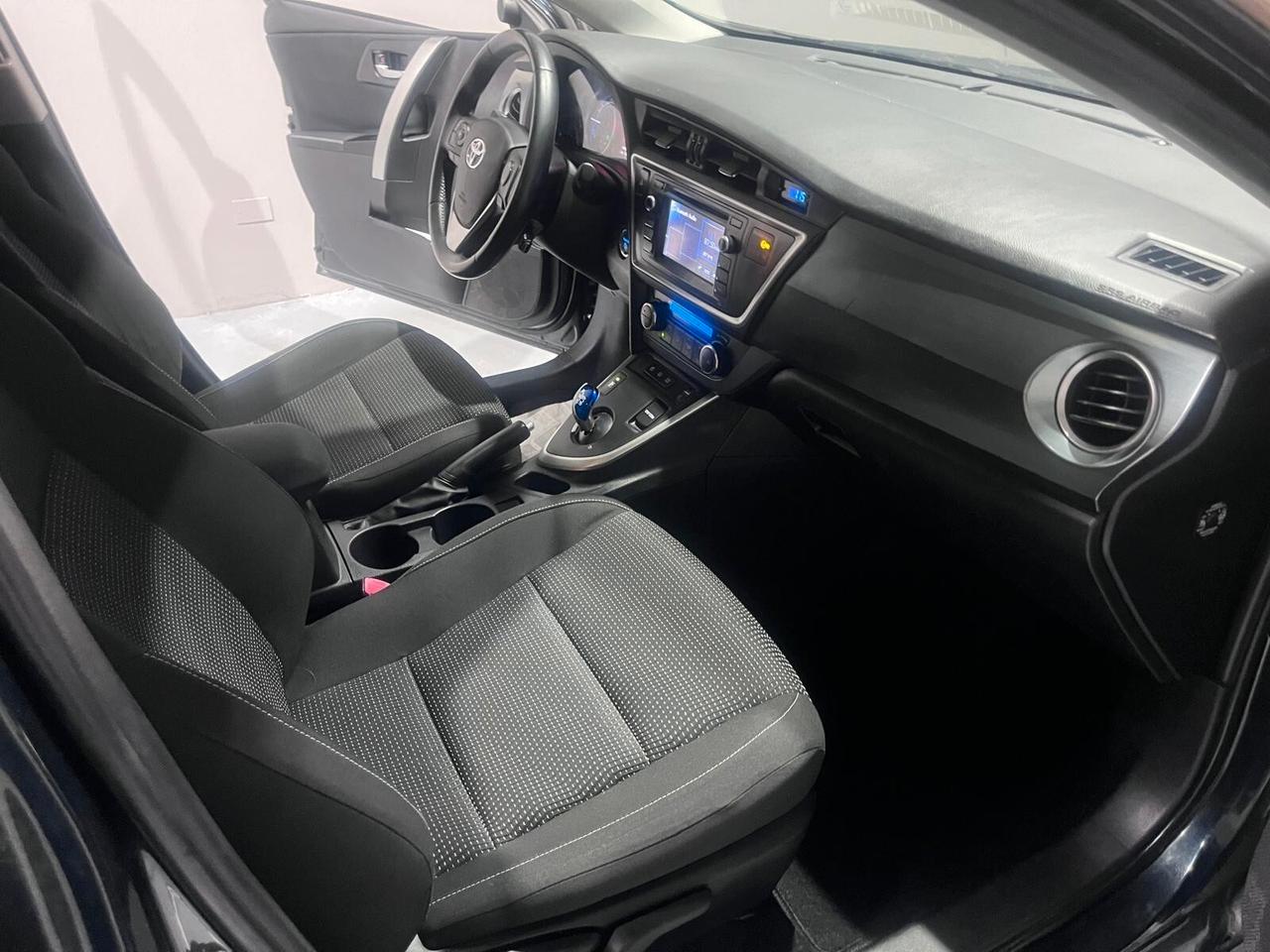 Toyota Auris 1.8 Hybrid Active Plus