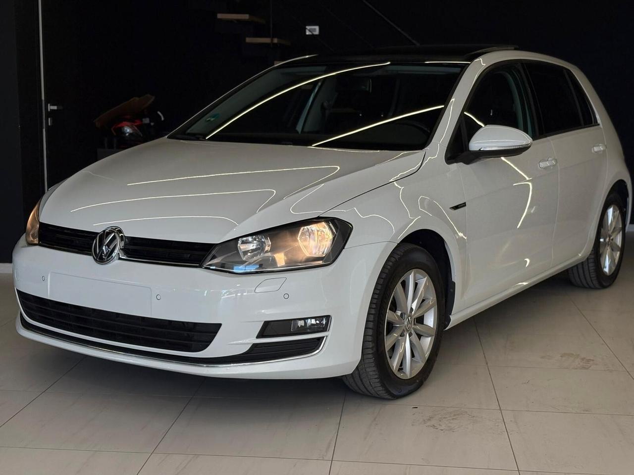 Volkswagen Golf 2.0 TDI 5p Lounge BlueMotion Technology Tetto Apribile