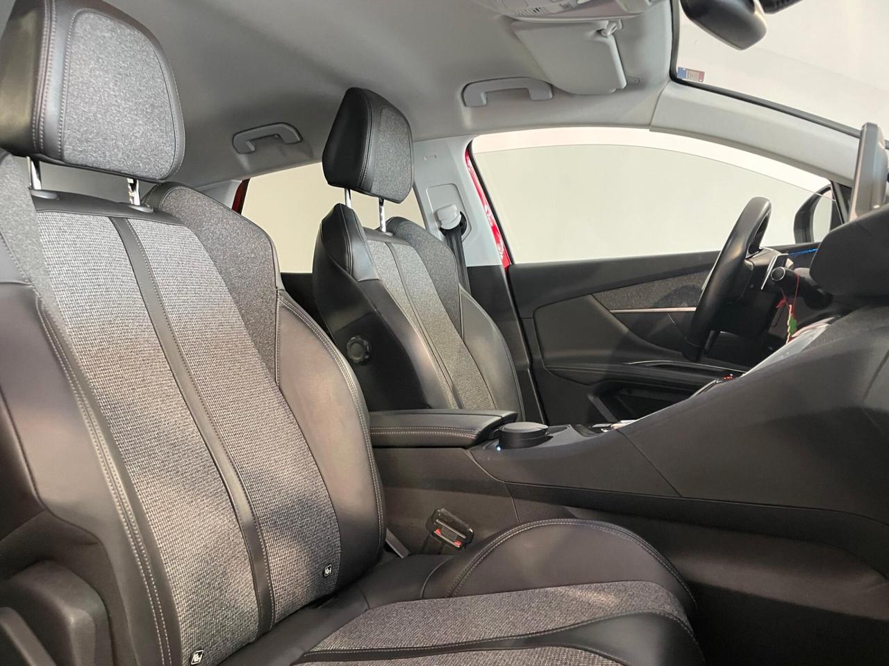 Peugeot 3008 1.5HDi 130CV ALLURE PRONTA CONSEGNA