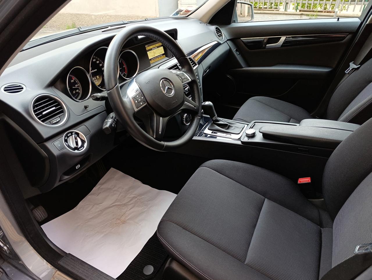 Mercedes-benz C 220 CDI S.W. Elegance Aut Km 83.362