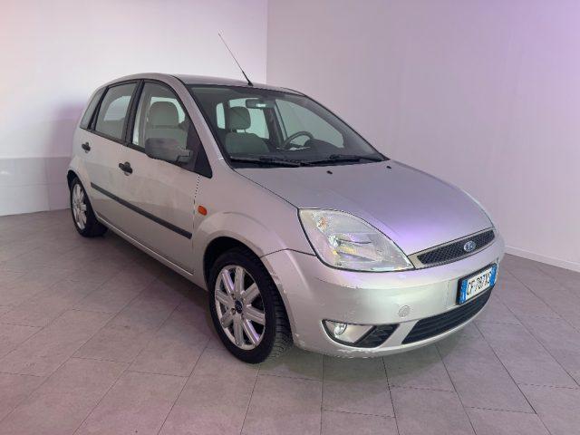 FORD Fiesta 1.4 16V 5p. Ghia