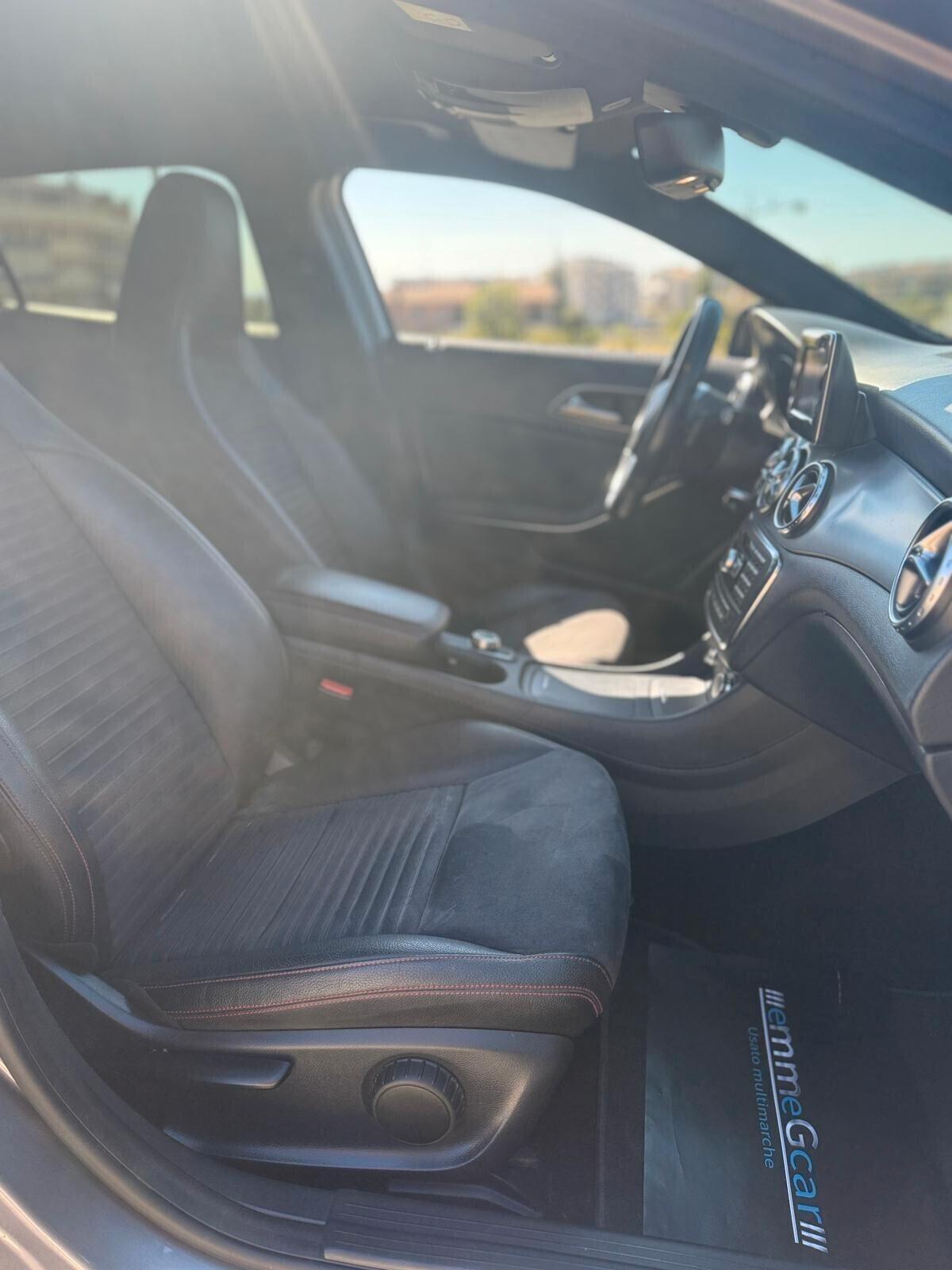 Mercedes-benz GLA 200 Premium AMG 2.2 CDI 136cv
