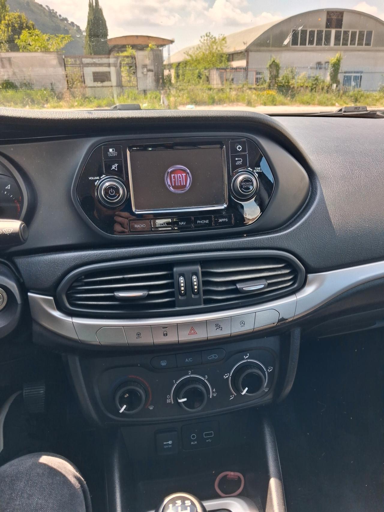 Fiat Tipo 1.3 Mjt 4 porte Easy
