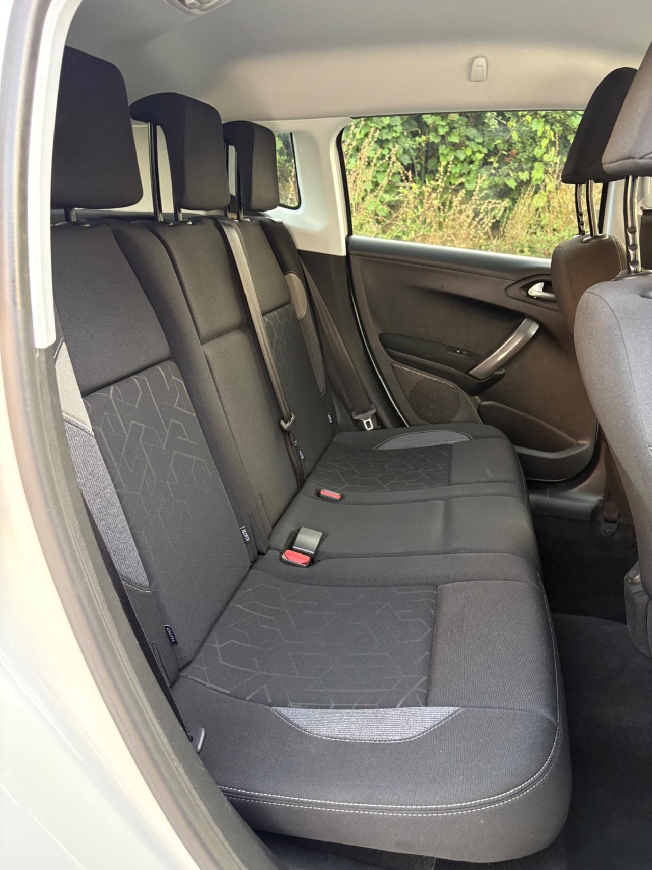 Peugeot 2008 1.2 benz 82cv 70000km 1 proprietario