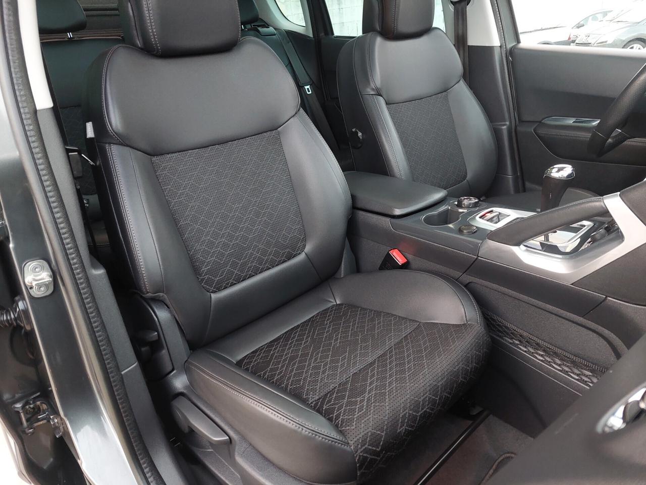 Peugeot 3008 1.6 HDi 115CV SOLI 90.000KM