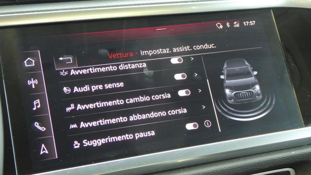 AUDI Q3 35 TFSI Business