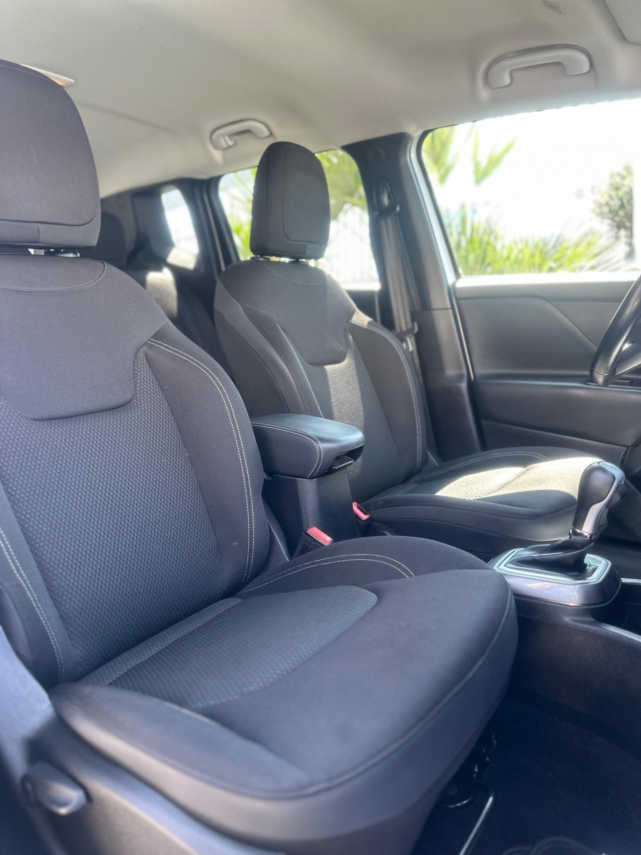 Jeep Renegade 1.6 Mjt DDCT 120 CV Limited